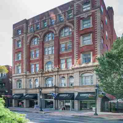 Landing Furnished Apartments near YSM Hotel Exterior