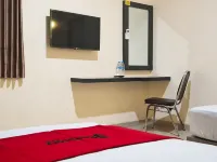 RedDoorz at Hotel Galaksi Ponorogo