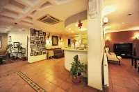 Üstün Hotel Alsancak