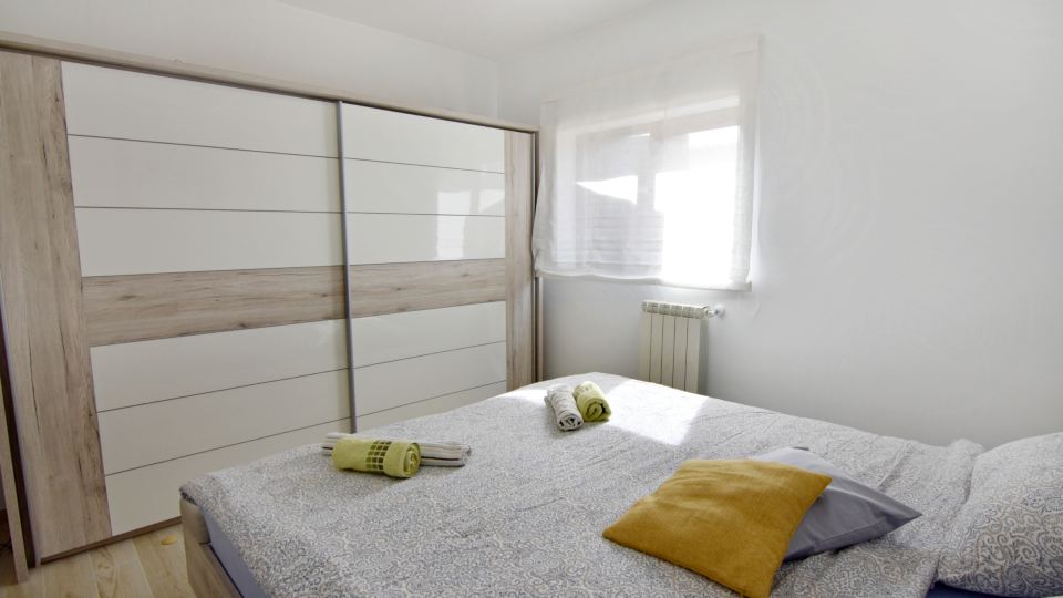 Upscale fully equipped apartment