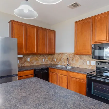 Colony Suite - Round Rock