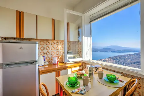 Nicoletta's Lake View Stresa - Happy Rentals - 4 stjerner