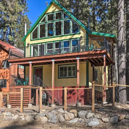 Close to Donner Lake and Skiing Truckee Getaway