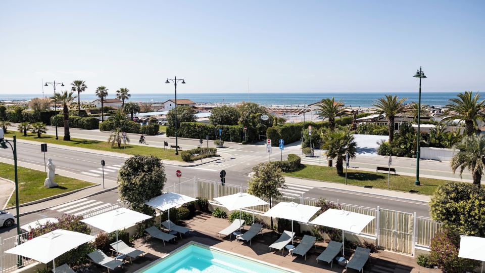 Grand Hotel