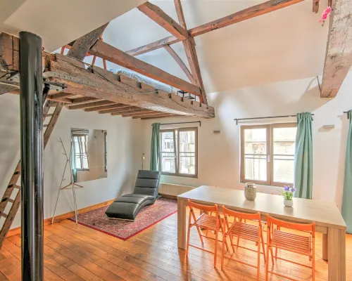 Temple Triplex Spacious Apartment Отели рядом с достопримечательностью «Frietkotmuseum Antwerpen»