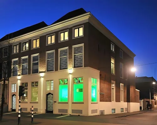 Will & Tate City Stay Hotels in Hague