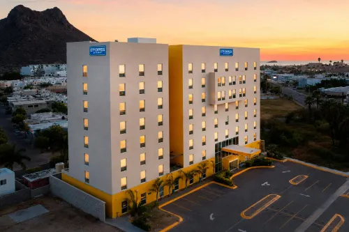 City Express by Marriott Guaymas
