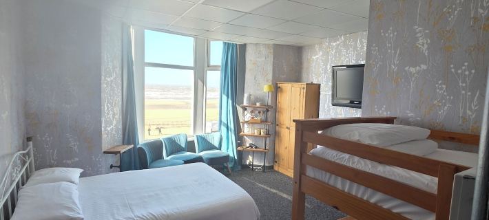 Vinnie's Family Hotel Hotele w: Blackpool