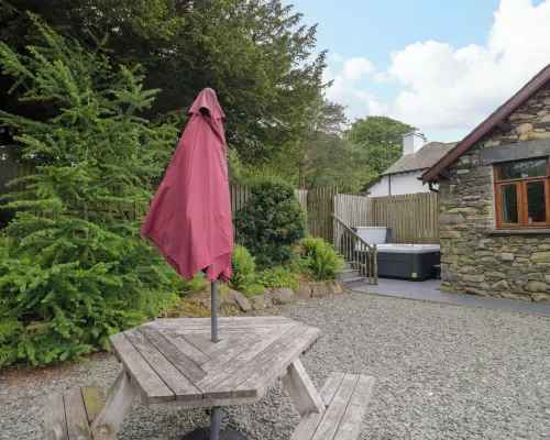 Yew Tree Cottage Hotels in Coniston