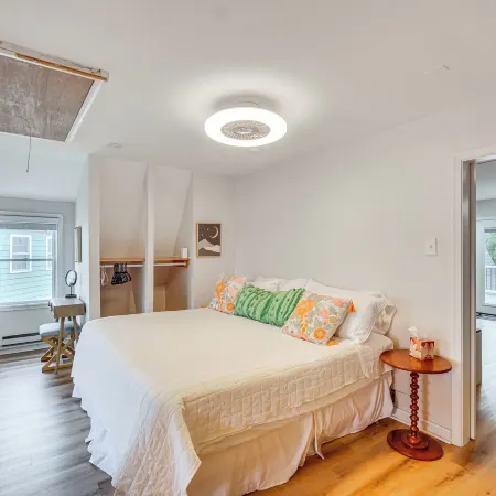 Epic Brunswick Apartment with Deck!