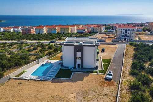 Deluxe Villa Laura with Pool Studio 1b - 2-Star