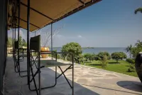 Room-Find a Quiet Beach Resort at Rushel