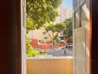 Cocos Hostel Rio Hotels near Leblon