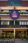 Pallavi West - bar