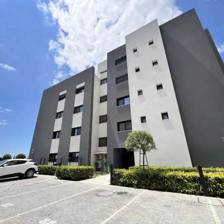 57 LIM - Stay Sunset Gardens Apartment
