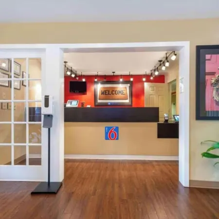 Motel 6 Suites Philadelphia Malvern Swedesford Rd, PA Hotels in Devault
