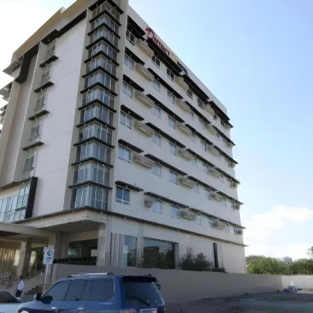 District 21 Hotel