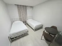 Seogwipo Jisul Stay Hotel dekat Pantai Pyoseon