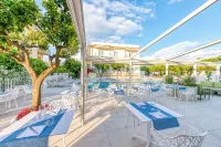 Hotel Florida - Parkplatz
