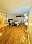 Top Executive 10 bedroom Home Near Airport - Villas