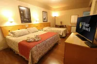 Village Hotel - Park Yeri