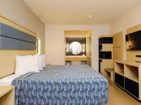 Palace Inn Blue 290 W 43rd & Bingle Rd Hotels near Karbach Brewing Co.