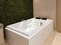 Exclusive Hotel - 2-Star