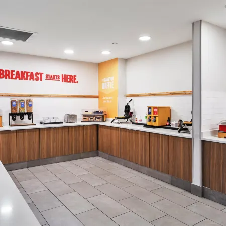 Hampton Inn & Suites Omaha Southwest-La Vista