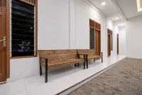 Hotel O near RS Harapan Bunda formerly Quanza Inn - 2-Star