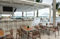 Element Melbourne Oceanfront - bar