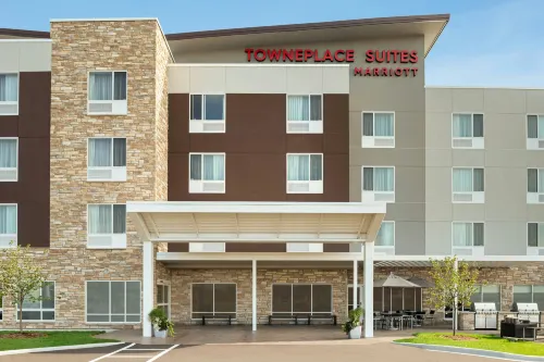 TownePlace Suites Janesville - Parkplatz