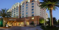 Embassy Suites by Hilton Sacramento Riverfront Promenade - Parking