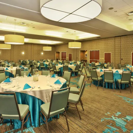 Courtyard by Marriott Gulfport Beachfront