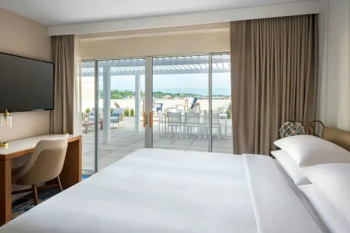 Newport Marriott Hotel & Spa - С бассейном