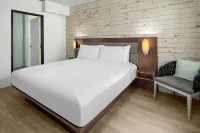 The Fin Hotel, Tapestry Collection by Hilton - balcony