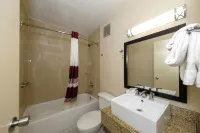 Red Roof Inn Jacksonville - Cruise Port - Motels