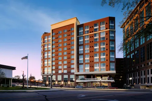 Residence Inn St. Louis Clayton - parking