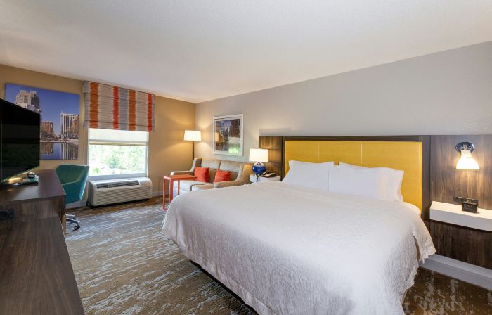Hampton Inn & Suites Raleigh Cary Lenovo Center