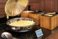 Fairfield Inn & Suites Vernon - Breakfast