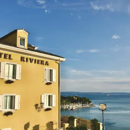 Hotel Riviera & Maximilian's