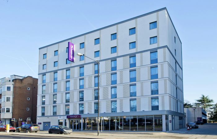 Premier Inn Slough Central South
