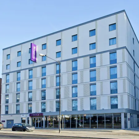 Premier Inn Slough Central South