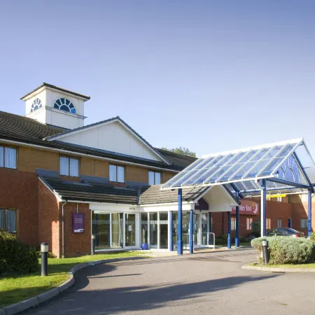 Premier Inn Luton South (M1, J9)