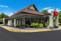 Red Roof Inn Savannah - Southside/ Midtown - Motels