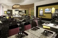 Hampton Inn & Suites Raleigh Downtown - Frühstück