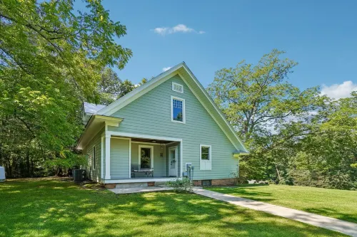Historic charm in downtown Tryon; 18 Minutes from Tryon Intl Equestrian Center - Homestays