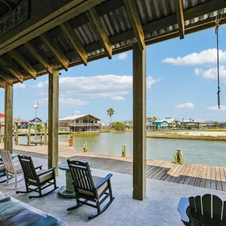 The Salty Dog at Copano Bay