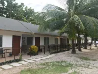 Anaya Beach Resort - Pensions