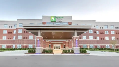 Holiday Inn Express & Suites PLYMOUTH - ANN ARBOR AREA by IHG in Wayne County