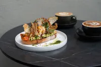 Toms Court Hotel - غرفة مطلة على الجبل